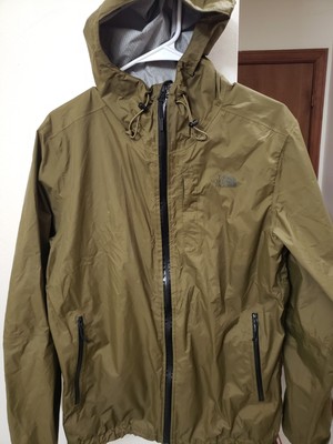 The North Face ''Alta Vista'' hooded jacket.  Men's size Medium. Olive green.