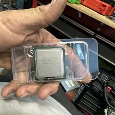 Intel Xeon E5-2440 SR0LK 2.40GHz Six Core 15M LGA-1356 Server CPU Processor 95W