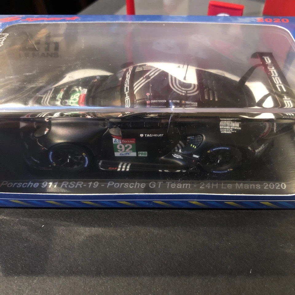 IMPRESIONANTE Porsche duo SET 911 RSR tipo 991 12 horas Sebring 2020 diecast spark 1,43 Foto 3 de 4