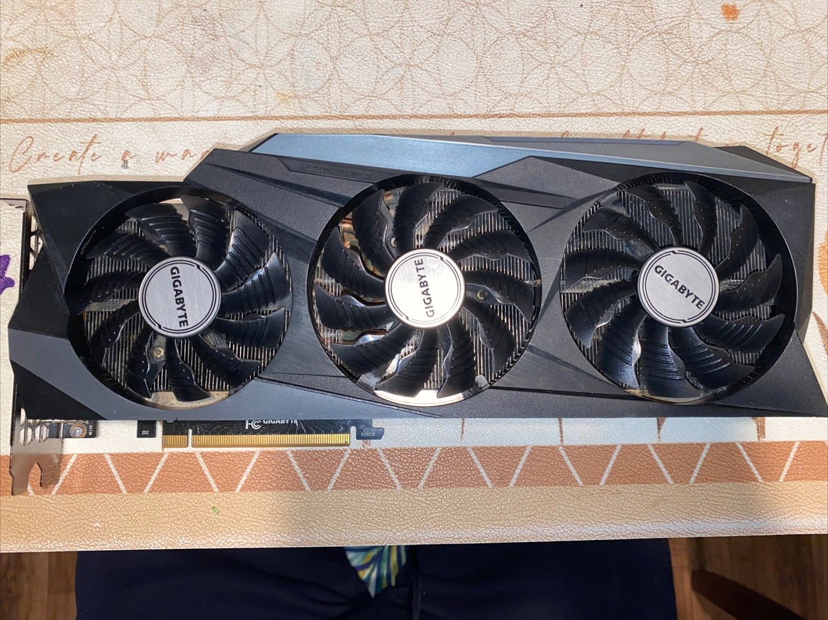 FOR PARTS) Gigabyte GeForce RTX 3090 GAMING OC GPU *AS IS* (US