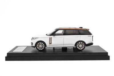 LAND ROVER RANGE ROVER 1/64 白 LCD MODELS 1/64 LCD Land Rover Range Rover (White) Diecast Car Model