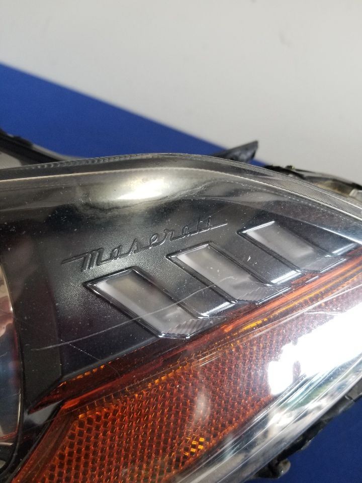 Headlight 2014 Maserati Ghibli W/ 2 Modules, Adaptive, Tabs Broken 