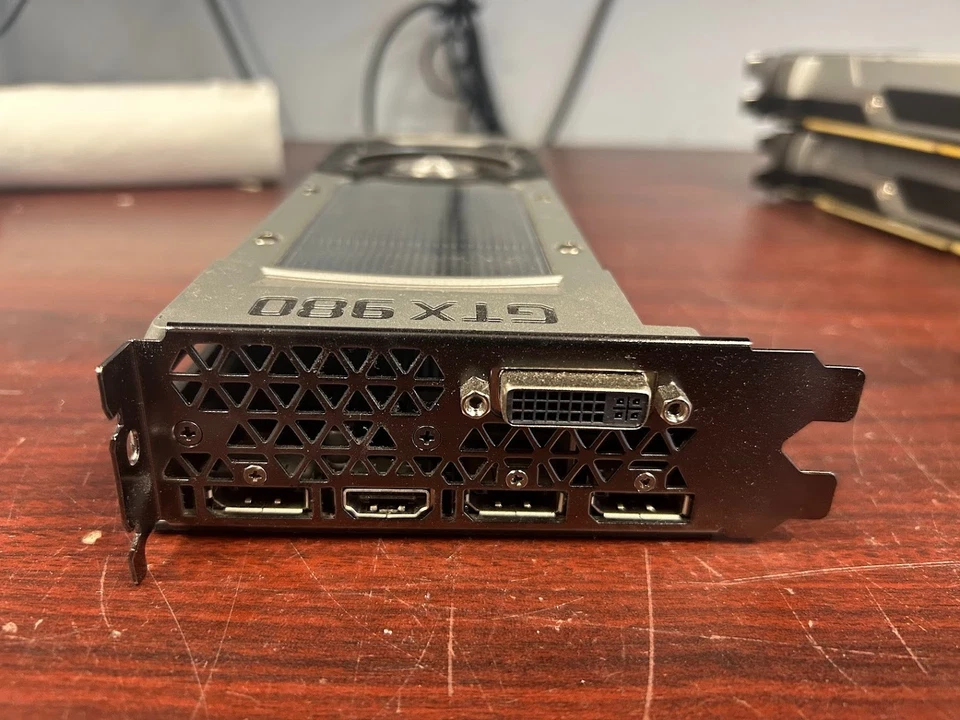 NVIDIA GeForce GTX 980 Founders Edition 4GB GDDR5 Graphics Card #95 - Image 2 of 4