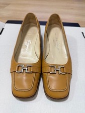 Rare Salvatore Ferragamo Gancini Loafers Women's Size 6D Camel Leather