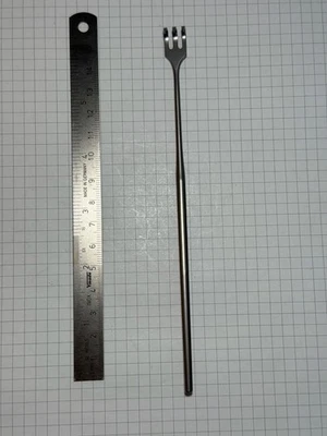 AESCULAP BT123R Wundhaken weite Biegung 165mm 3 Zinken Maul:9,2x10mm scharf TOP - Bild 1 von 4