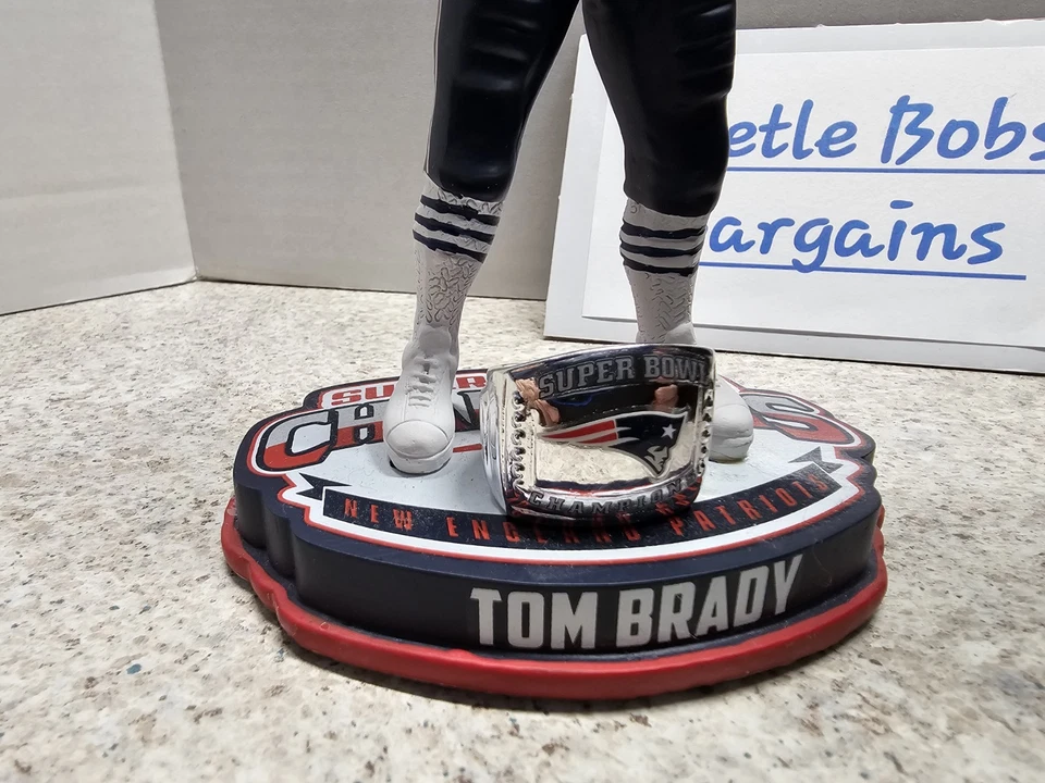 Tom Brady New England Patriots NFL 2019 #'d SB FOCO Bobblehead Nuevo en caja Foto 3 de 4