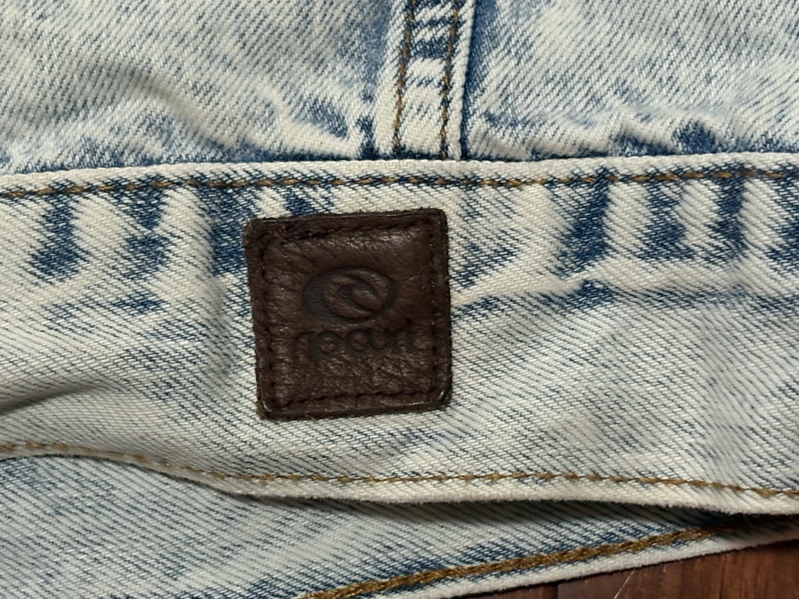 Picture 9 of 10