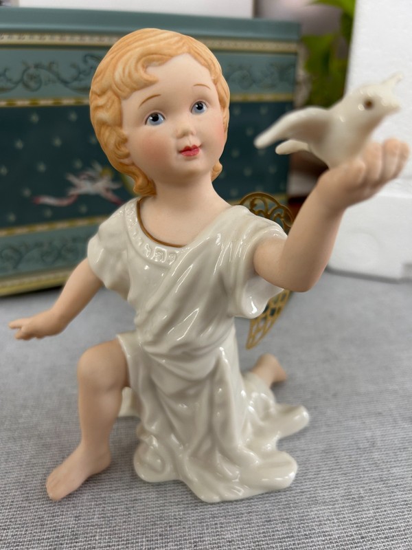 VTG Lenox Angel with Dove Figurine B4 # 382 Little Graces Limited Edition