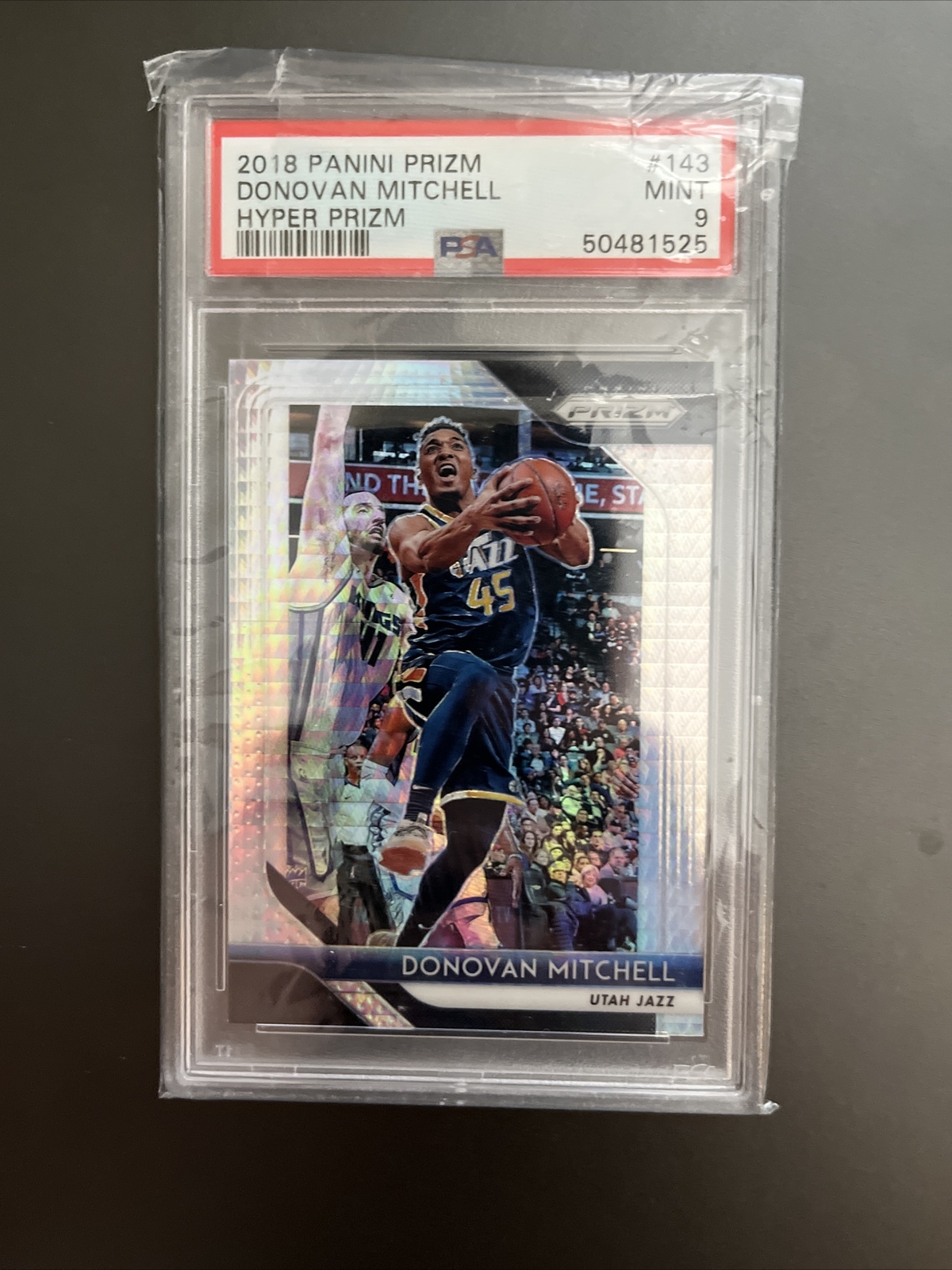 2018-2019 Panini Prizm Donovan Mitchell #143 Hyper Prizm PSA 9 Mint Utah Jazz