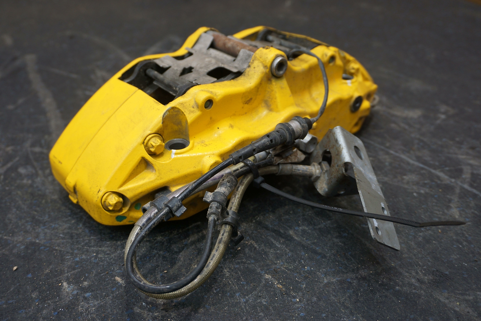 Front Right Passenger Brake Caliper Yellow 11C0064CP McLaren 650s Spider 2016