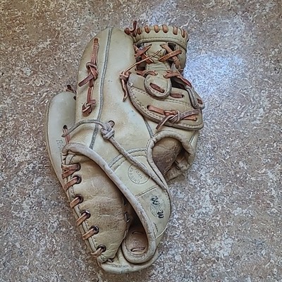 RARE VHTF Vtg Mizuno World Win Pro Model WW7010 LHT Infielders Baseball Glove