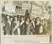 1948 Press Photo International Ladies Garment Workers' Union Pickets Los Angeles