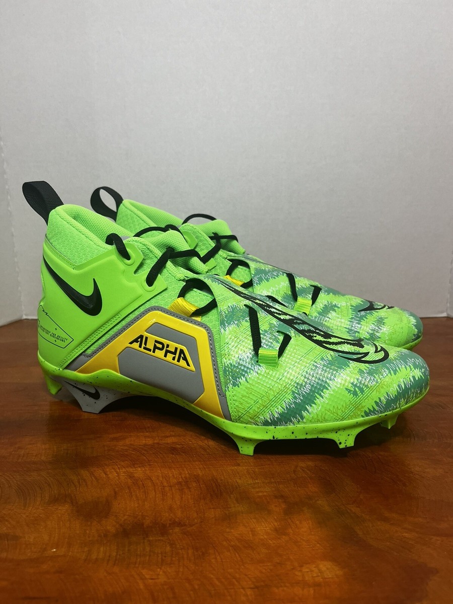 スパイク NIKE ALPHA MENACE PRO 3 Amazon.com | Nike Alpha Menace Pro 3 Men's Football Cleats