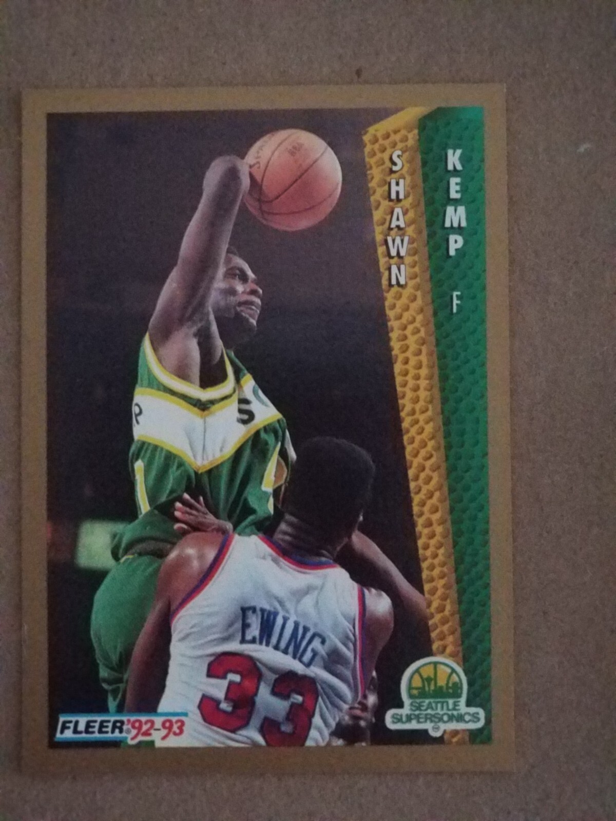 Shawn Kemp #213 Basketball Cards 1992 Fleer trading card — raw and PSA graded price guide