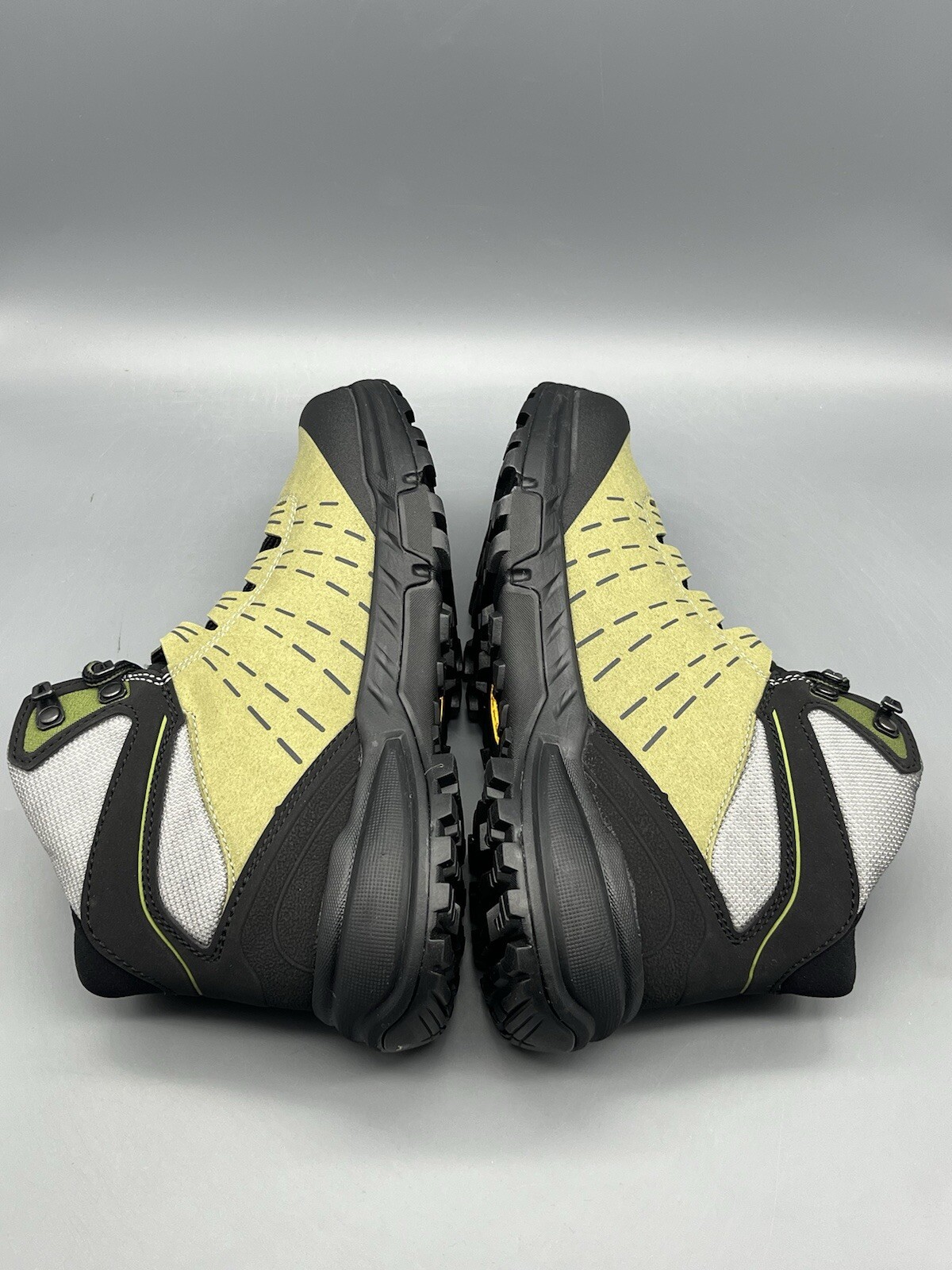 Zamberlan Circe GTX Gore-Tex Women’s 6 Hiking Boots Sage Made in Italy Tried On