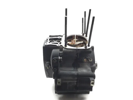 Engine Left Right Center Cases 2007 Harley-Davidson Softail Custom FXSTC 2662A x - Image 4 of 4