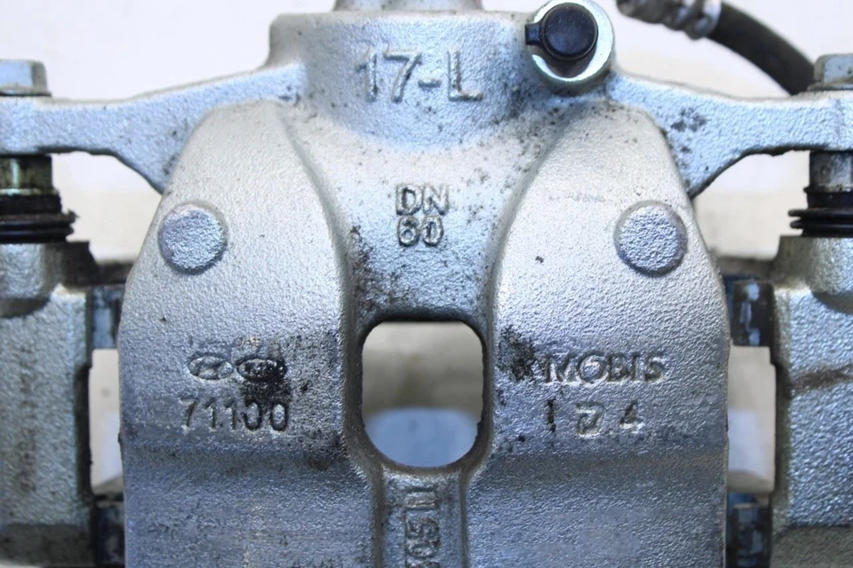 Pinza de freno de disco delantera izquierda Hyundai Tucson SEL 2022-2025 58180-N9A10 OEM Foto 3 de 4