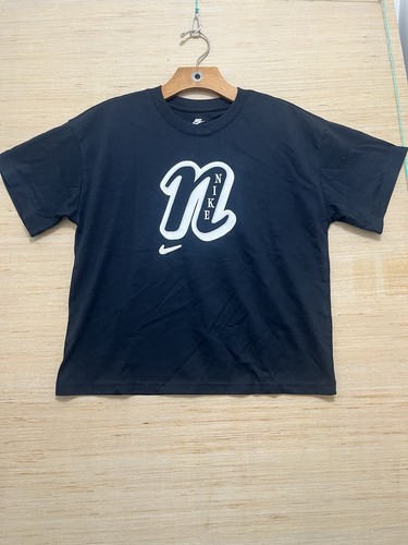Nike Junior Sportswear Graphic Star Tee YOUTH Large / Black