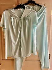 Women s Vanity Fair Aqua Nylon Pajama Set Sz Large L