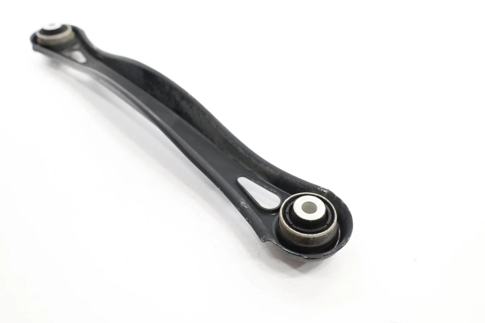 Brazo de control trasero izquierdo Cadillac CT5 2020-2025 OEM 22974130 Foto 4 de 4