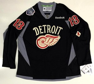 Red wings classic jersey Outlet