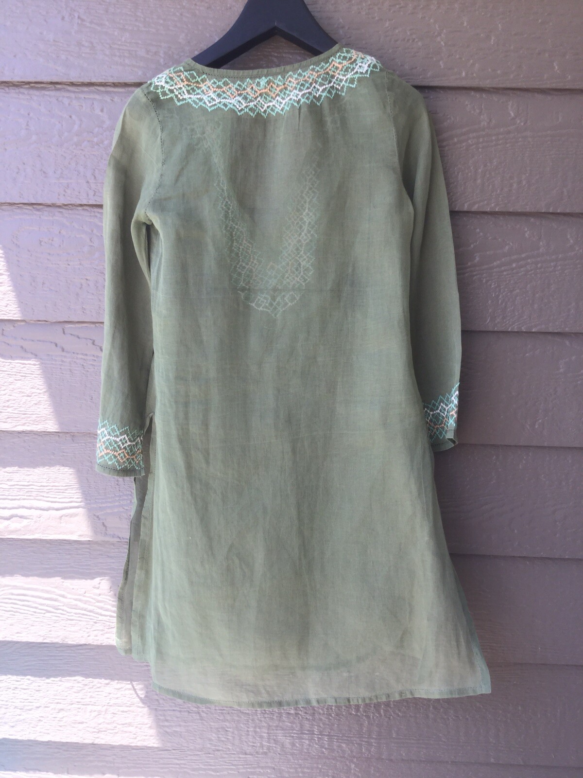 Island shop dress Embroidered Kurta and Pant S (two piece), Size 4