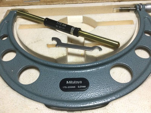 Mitutoyo Outside Micrometer OM-200 103-144 175-200mm 0.01mm JF07007 - Picture 4 of 9