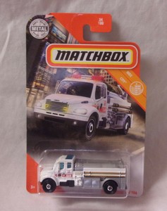 matchbox freightliner m2 106