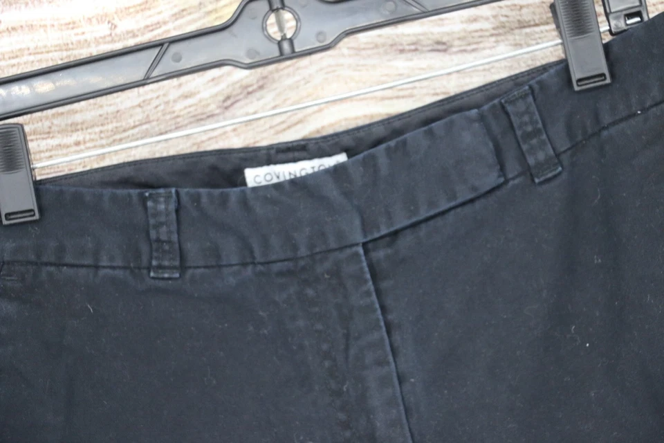 Y2K Covington Stretch Womens Size 8 Straight Leg Knee Length Shorts Black - Image 4 of 4