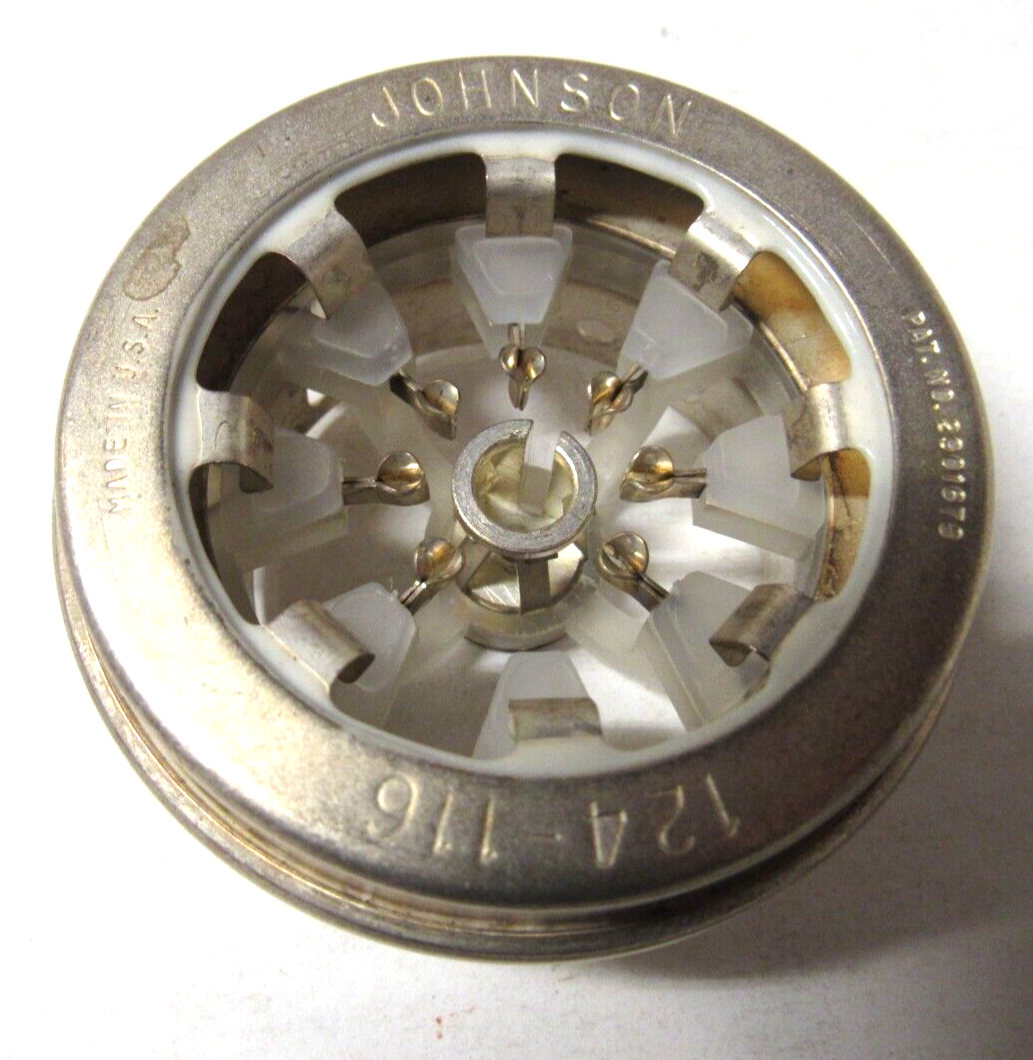 Johnson Tube Socke P/N 124-116