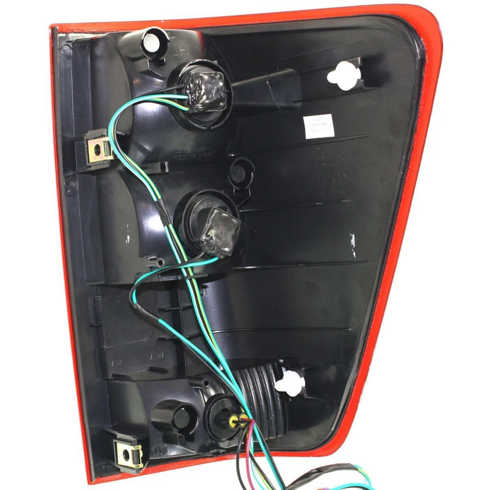 JUEGO DE MONTAJE DE LUCES TRASERAS DE DERECHA Y DERECHA PARA CAMIONETA NISSAN TITAN Foto 4 de 4