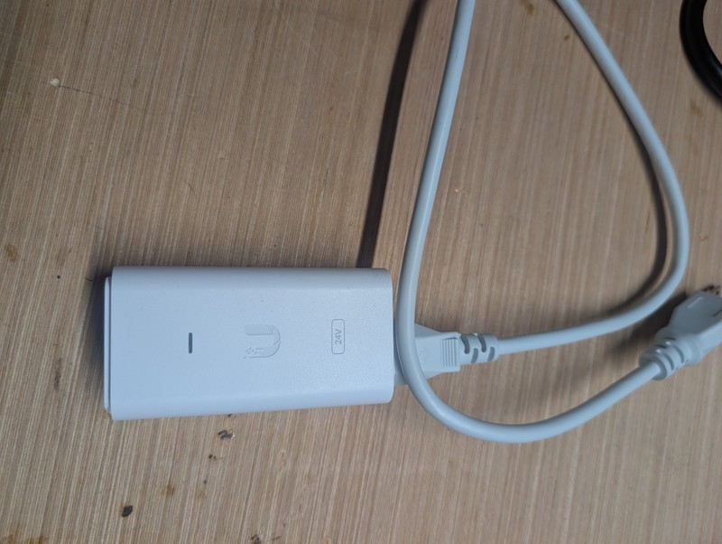 Ubiquiti Networks UniFi 24V 12Watts 0.5A PoE Power Injector GP-A240-050G