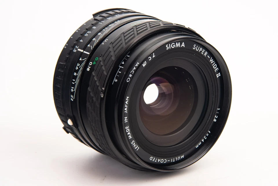 Nikon F AiS Mount Sigma 24mm f/2.8 Super Wide II Multi Coated MF Lens V29 - Image 2 of 4