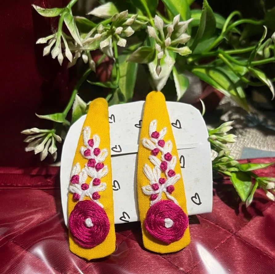 Nuevas pinzas para el cabello de lino floral bordadas a mano clip a presión bareta para mujeres niñas Foto 2 de 3