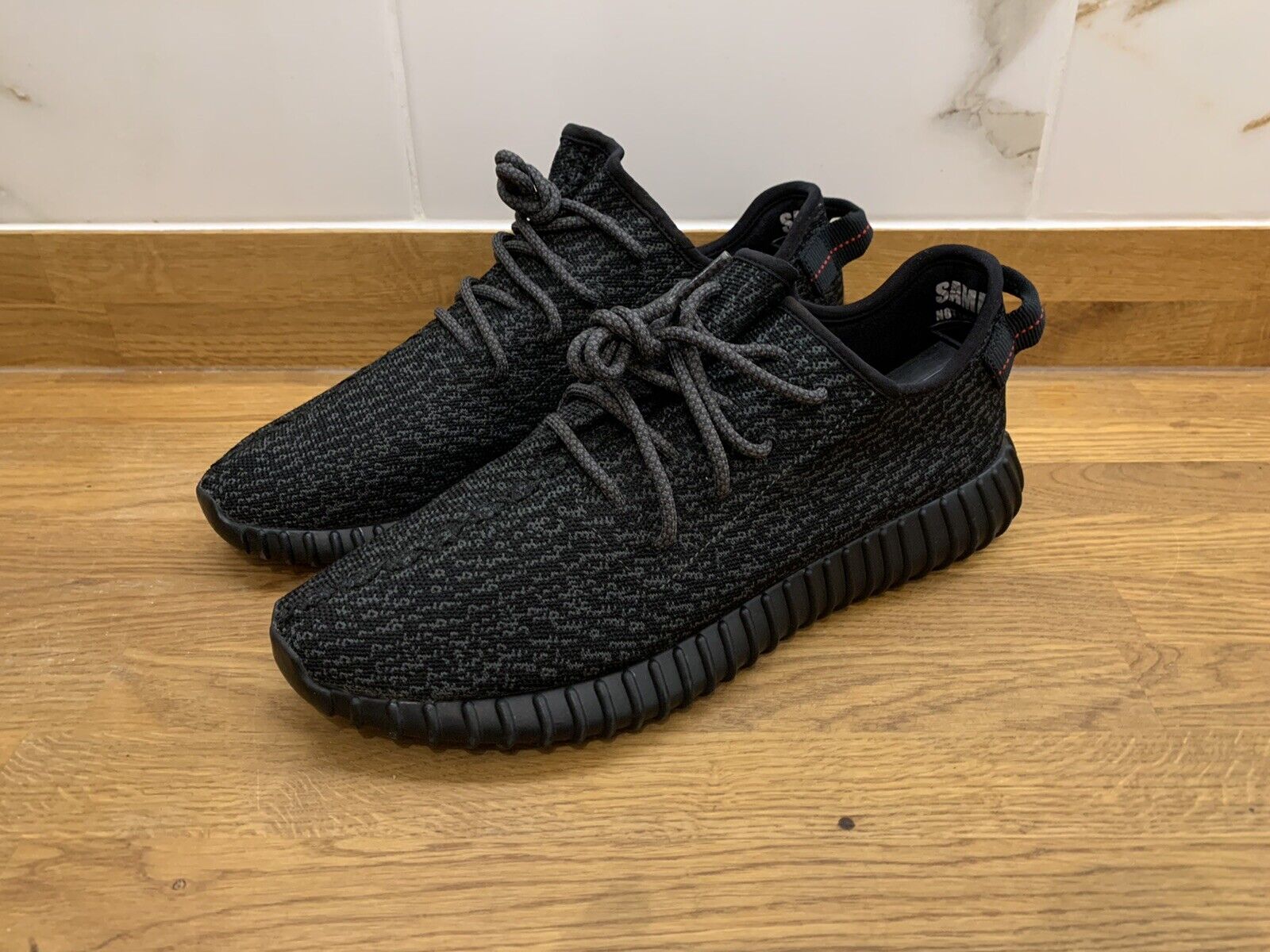 SAMPLE 👀 - Yeezy Boost 350 - UK10.5 / US11 Pirate Black AQ2659 V1 2015 🔥