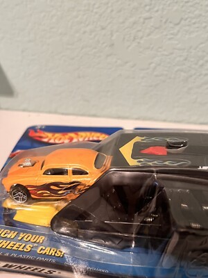 Rare Hot Wheels Power Launcher Set w/Exclusive Yellow 57