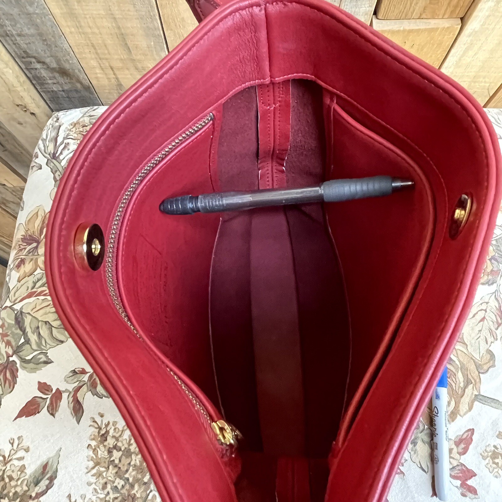 COACH VINTAGE EQUESTRIAN SLIM BUCKET BRICK RED BAG Gem