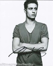 MAX IRONS SIGNED AUTHENTIC 'THE HOST' 8X10 PHOTO w/COA PROOF WOMAN IN GOLD
