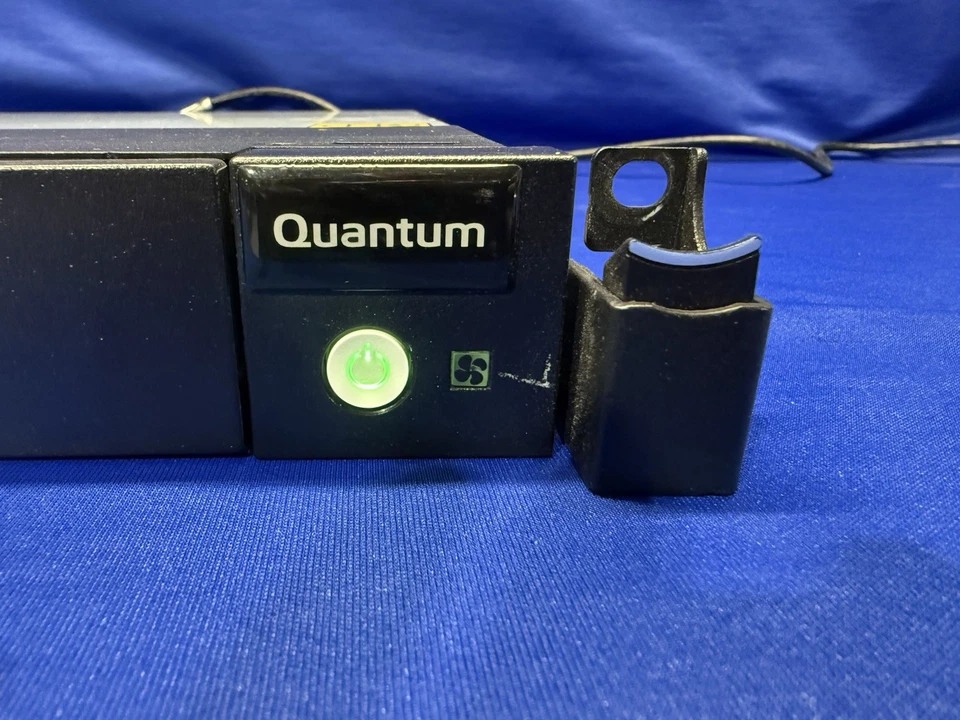 Quantum LTO Ultrium 6-H 12X5251 IBM Tape Drive 7226 1U3 Enclosure Powers On Read - Image 2 of 4