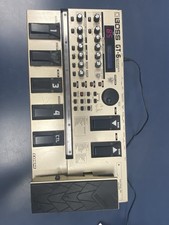 Boss Roland GT-6 Pedale per Chitarra e Alimentatore Processore Multieffetto