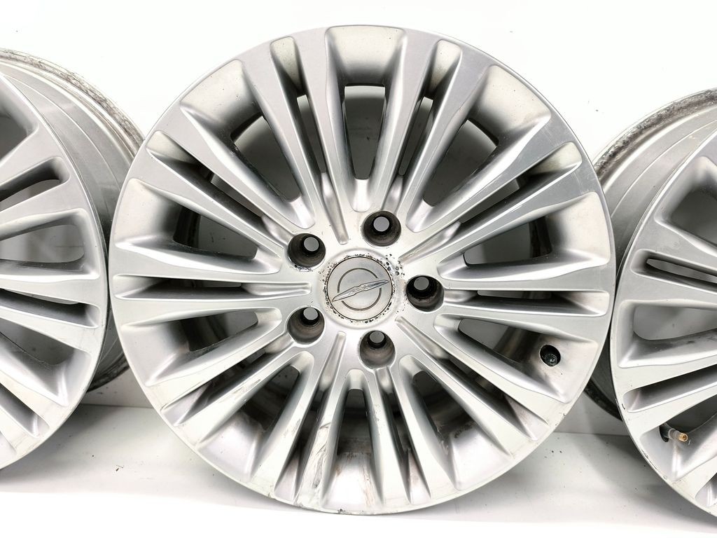 Chrysler Town & Country V 2015 Set R17 alloy rim 5QZ52TRMAA DIN82489 - Image 4