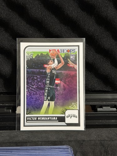Victor Wembanyama #108 2023 Panini Haunted Hoops card