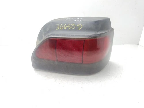 7700827552 Piloto Trasero Derecho para RENAULT CLIO I FASE I / II (B/C57 9020764 - Imagen 1 de 10