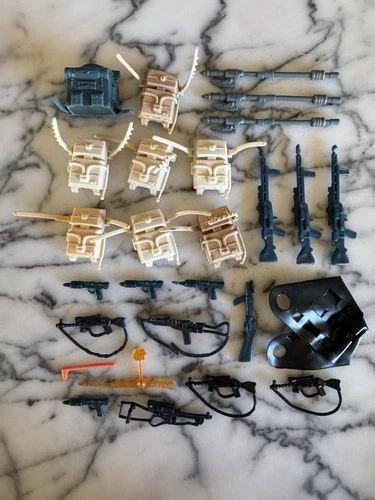 Vintage Lot Kenner Star Wars Authentic Weapons Blasters Accessories