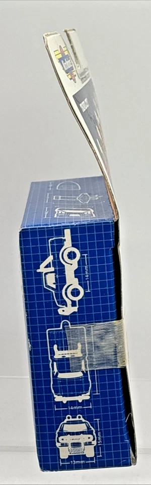 VTG 1988 Galoob Micro Machines Travel City Drive-Thru Fish & Chips Playset NEW - Image 3 of 4