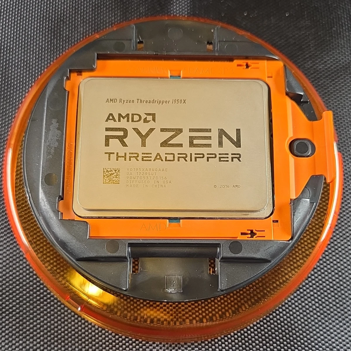 AMD Ryzen Threadripper 1950X Ryzen Threadripper Socket TR4