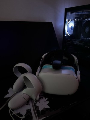 Meta Quest 2 VR Bundle w/ Upgraded Strap and Face Cushion
