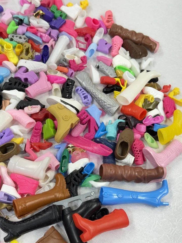 363 Single Modern And Vintage Barbie And Clone Doll Shoe Lot No Matches EUC - Image 4 of 4