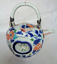 17TH CENTURY JAPANESE EDO IMARI TEAPOT VIGNETTES DESIGN CHINESE KANGXI STYLE