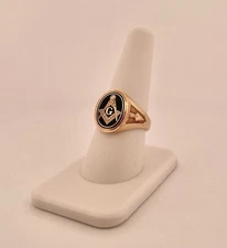 14k Yellow Gold Men's Master Mason Ring - Onyx Masonic  - Size 8 - 13.3Gr